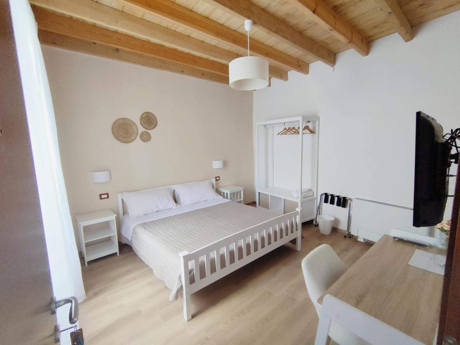 Bed and Breakfast Donna Raffaela à Tertenìa Extérieur photo